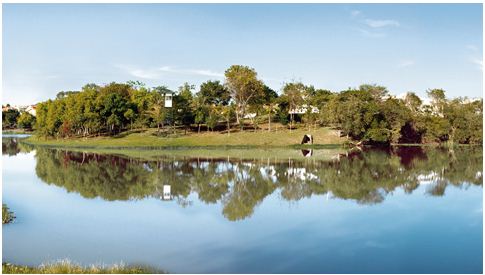 Casas em condomínio/clube