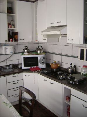 Vendo Apartamento Semi-Mobiliado no Centro de Canoas/RS
