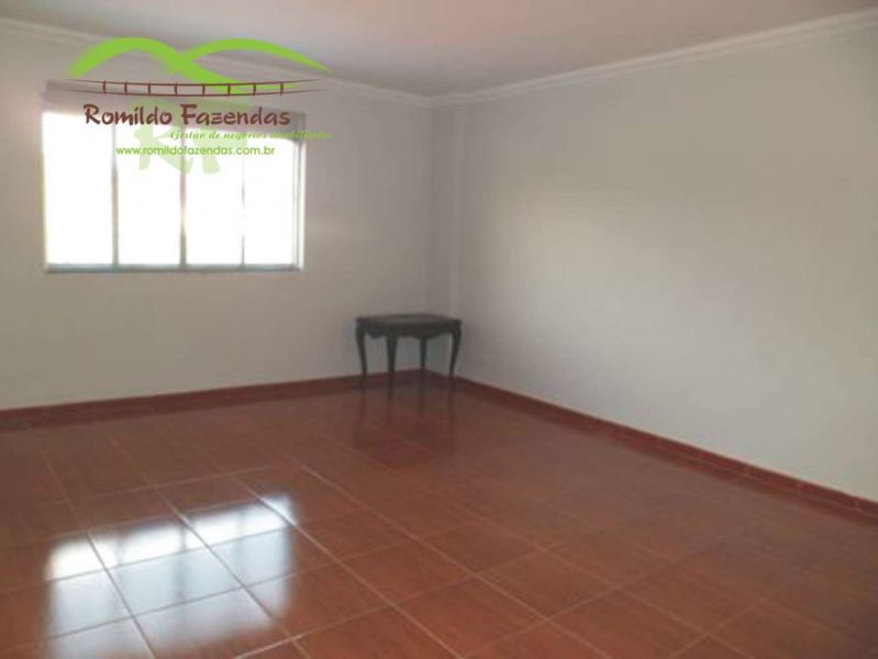 Excelente casa de 4 suite (condomínio)