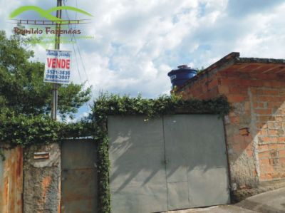 casa de 3 quartos 2 banheiro