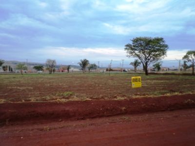Terreno no Jardim Petrópolis em Goiânia-GO cod.19     