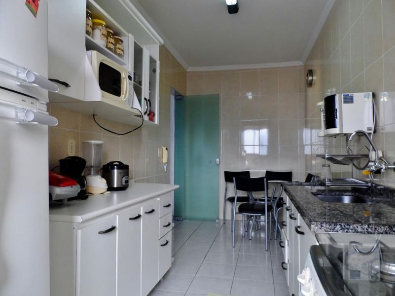 Vendo apartamento 2dorm com piscina frente ao mar - PG