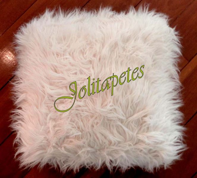 Artigos p decor sala e quarto: Tapetes, almofadas e puffs