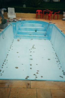 PINTURAS E  REFORMAS DE PISCINAS