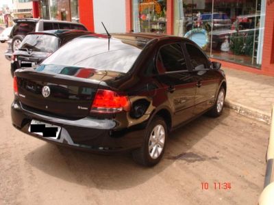 Voyage Trend 2011 4 Portas 1.0 Total Flex completo