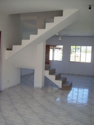 ALUGO SOBRADO MARTIN DE SÁ CARAGUA 