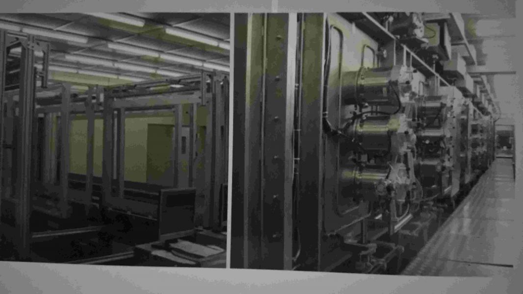 Vertical continuous sputtering line