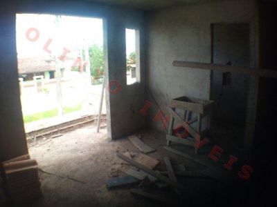 Olinto Imóveis vende Duplex 2 qts no Recreio em Rio das Ostras