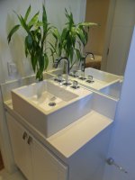 Apartamento localizado na Rua Alameda Jurupis - Moema - SP. Com duas suítes, 73m² de área útil.