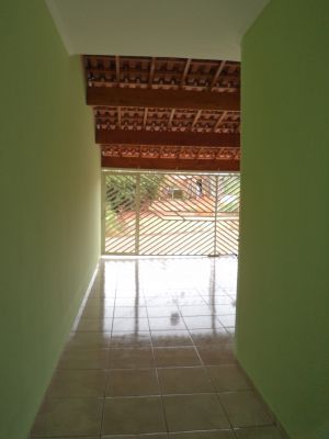 Vende-se Uma Casa em Tatui / SP.