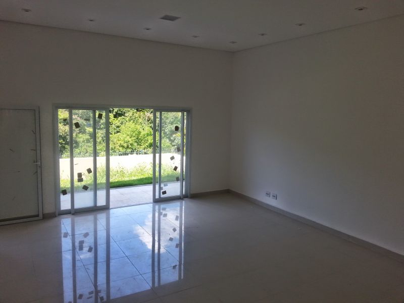 Casa Nova no Residencial Burle Marx.