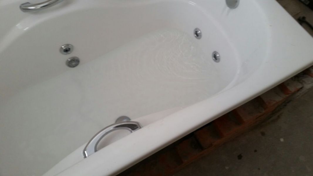 Instalação e Manutenção em Hidro Massagem 