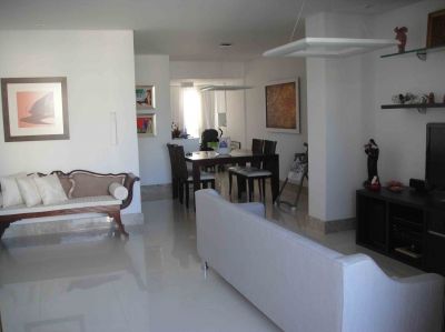 Apartamento 3/4(2 suítes) Barra Avenida 2 garagens 148m2 LUXO