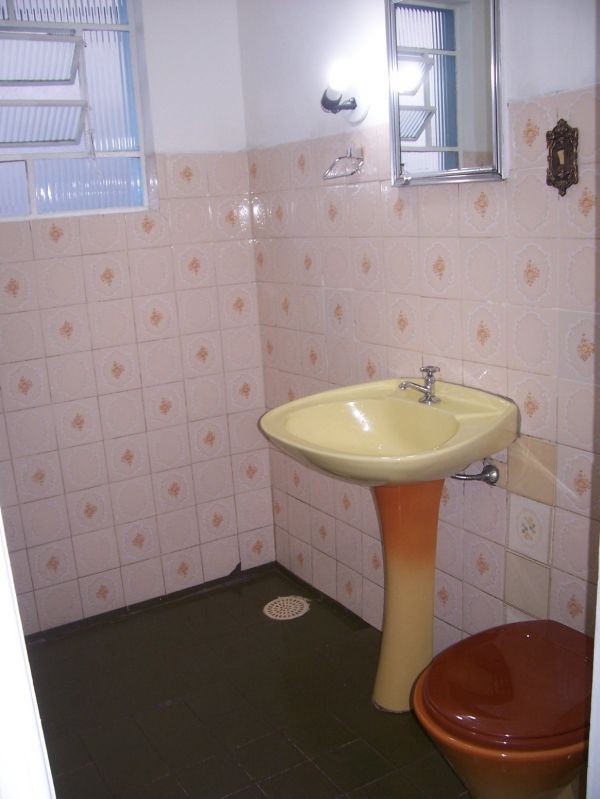 R$ 700 - Alugo casa 1 dormitório com garagem em Santo André