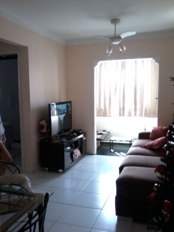 Apto 2 quartos no canto do forte, praia grande-sp