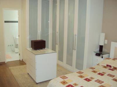 Vendo Urgente pela melhor oferta: Apartamento a 250m do Parque da Aclimação, 3 suítes sendo 1 máster