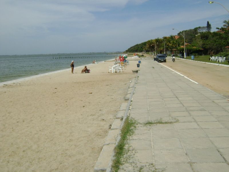 ARARUAMA- PONTINHA- ótimo Terreno 100 m Praia dos Amores