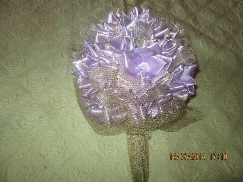  buquês de flores de cetim