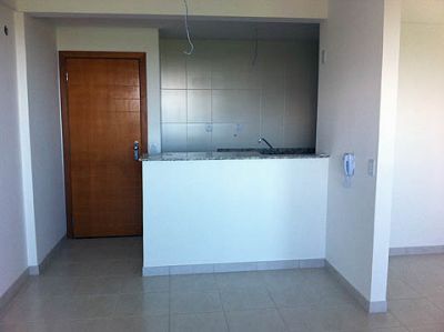 Apartamento com vista mar a venda na Av. Garibaldi, Salvador