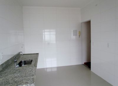 VENDO 2 DORM C/ SUÍTE EM SANTOS R$ 260 MIL
