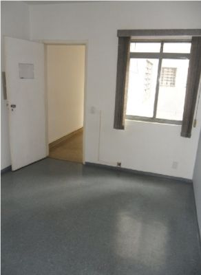 Conjunto Comercial 12 de Outubro.