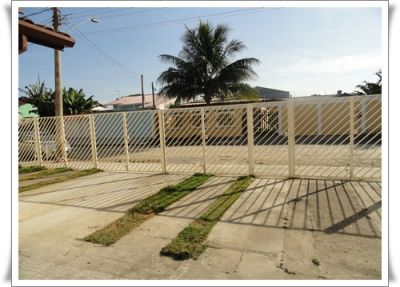 Caraguatatuba; casa em condomínio  p/ morar ou investir