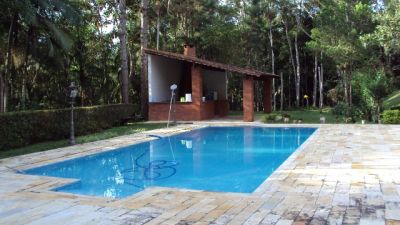 CHACARA A VENDA EM JUQUITIBA COM PISCINA CHURRASQUEIRA - LUCIANA COD 01