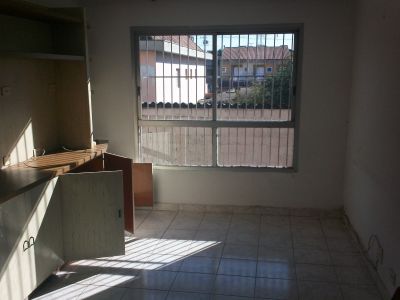 Apartamento lindo na Av:Boturussu e com muita luz solar