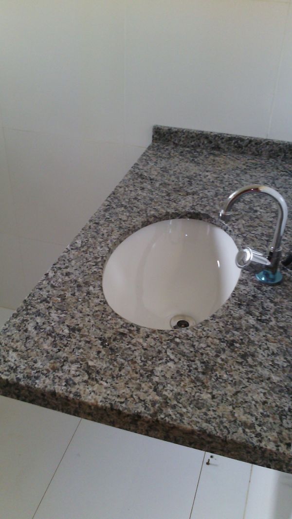 Sobrado 2 suites mais 3 quartos, Country, Cascavel/Pr