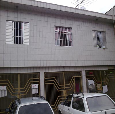 Sobrado com 04 dorms e 04 vagas de garagem em Guarulhos