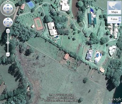 JÁ PENSOU EM COMPRAR UM TERRENO FRENTE À REPRESA DE PIRACAIA??