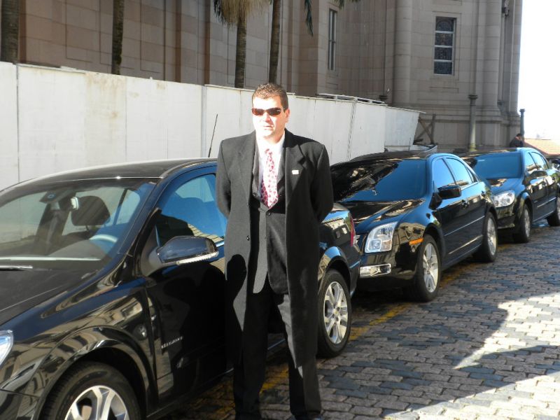 Aluguel de carros com motorista (51) 9991-2007