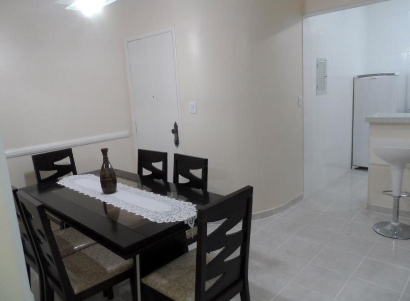 Temporada - Apto de 2 dorm/ até 10 pessoas - PG 