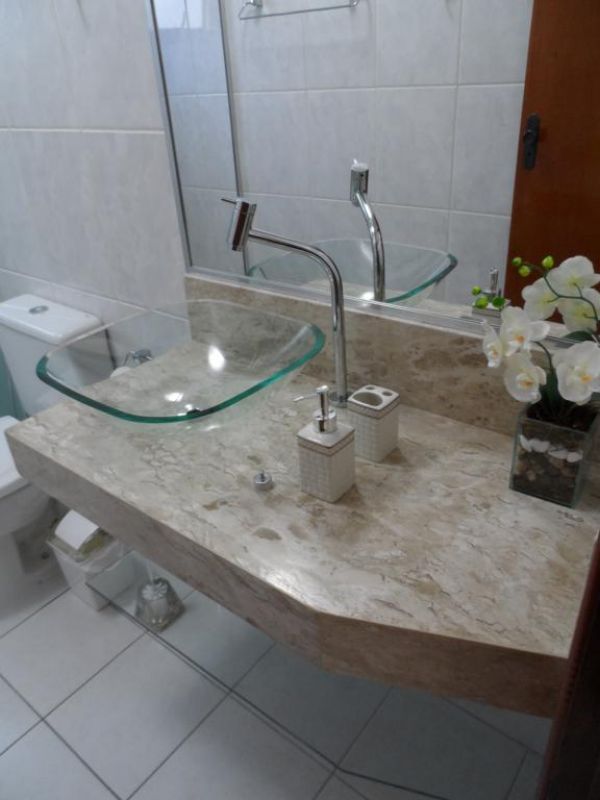 Temporada - Apto c/ Piscina frente ao mar - Praia Grande