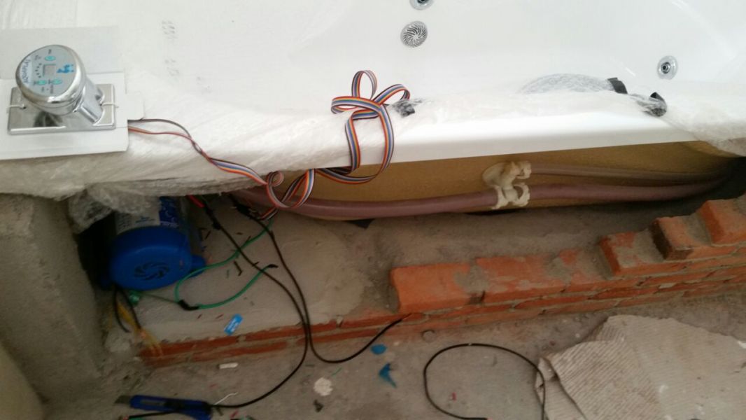 Instalação e Manutenção em Hidro Massagem 