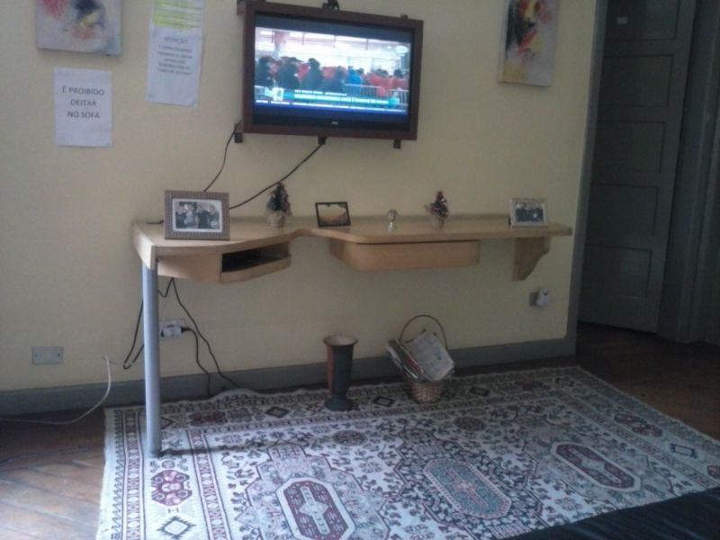 Casa compartilhada para rapazes ao lado do metro