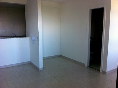 Apartamento com vista mar a venda na Av. Garibaldi, Salvador