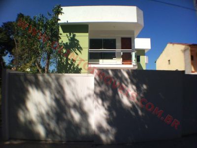 Olinto Imóveis vende Duplex 3 qts no Costazul em Rio das Ostras