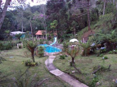 Chácara a venda com nascente, lago, piscina em alvenaria apenas 150mil