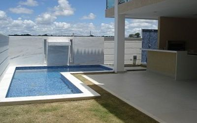 Excelente casa no Parque do Jiqui