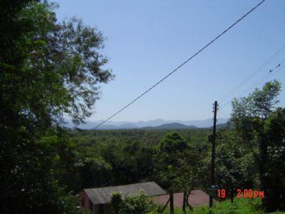 VENDO ÁREA DE TERRA NA CIDADE HISTÓRICA DE ANTONINA-LITORAL DO PARANÁ