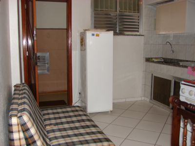 COPACABANA  NOVOS E BEM LOCALIZADOS