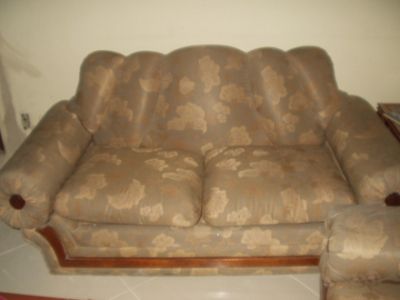 SOFÁ DE 2 LUGARES 