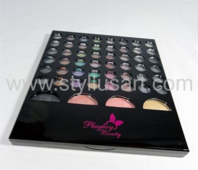  Frete Grátis - Estojo de Maquiagem Playboy 48 cores e 3 cores de Blush + Kit de pincéis Aplicadores