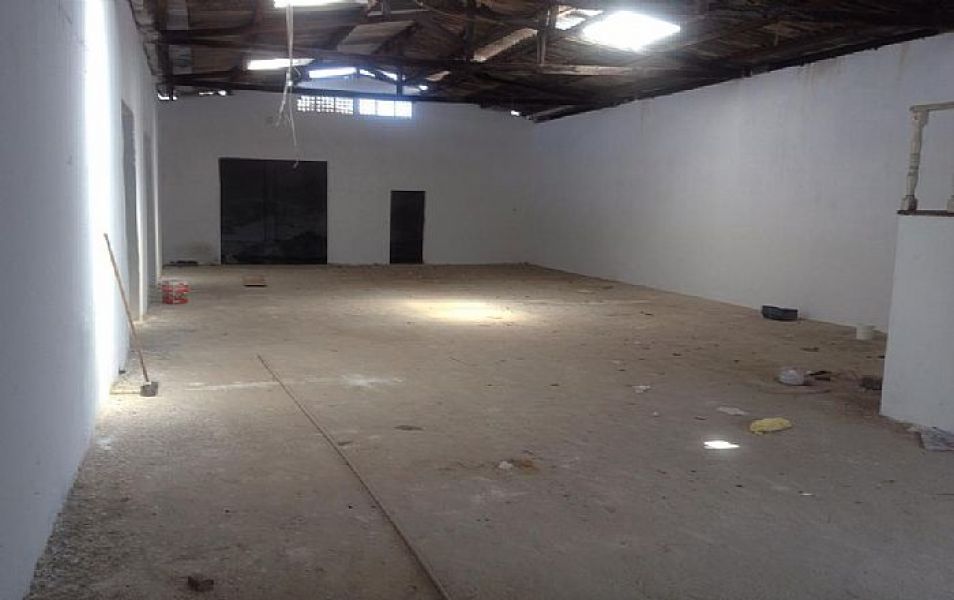 Ponto Comercial em Dix-Sept Rosado - Cód. 1169