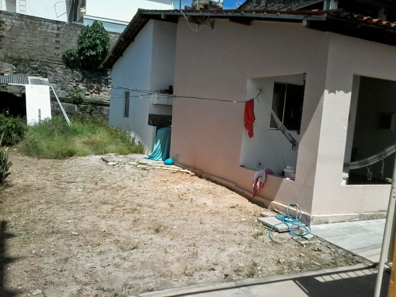 Casa a venda 2 quartos 1wc social quintal oitão em Rio Doce - Olinda