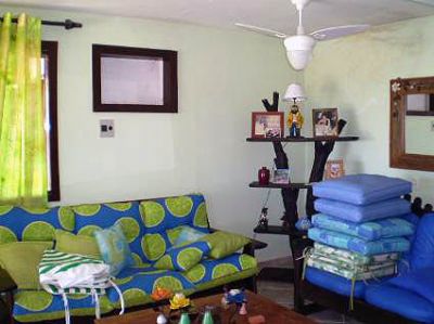 Ótima Casa Duplex em Condomínio com vista mar a venda em Buzios