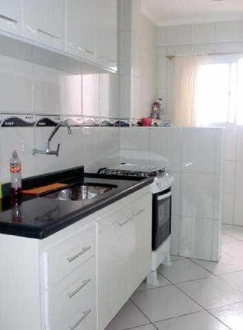 Temporada - Apto com churrasqueira na sacada - Praia Grande