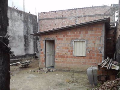 duas kzas  por  R$ 180.000,00