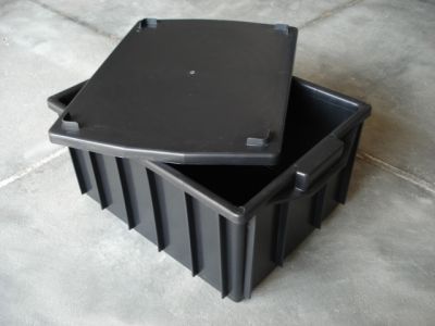 Logitek -caixas ,paletes pallets ,estrados de plastico ,aço/metal ,racks aramados ,metalicos para ar